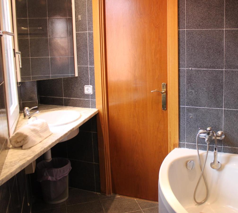 Sentir Vic Apartment Luaran gambar