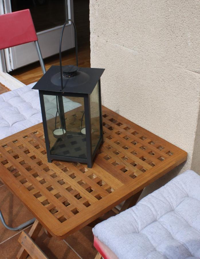 Sentir Vic Apartment Luaran gambar